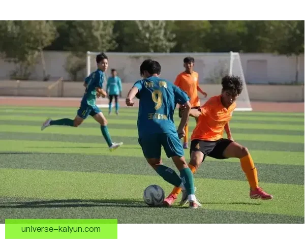 新赛季足球联赛揭幕战精彩上演，各队备战状态备受关注